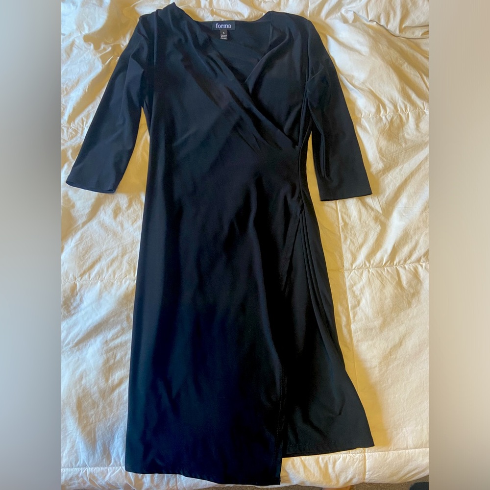 Fitted Black V-Neck Formal Dress